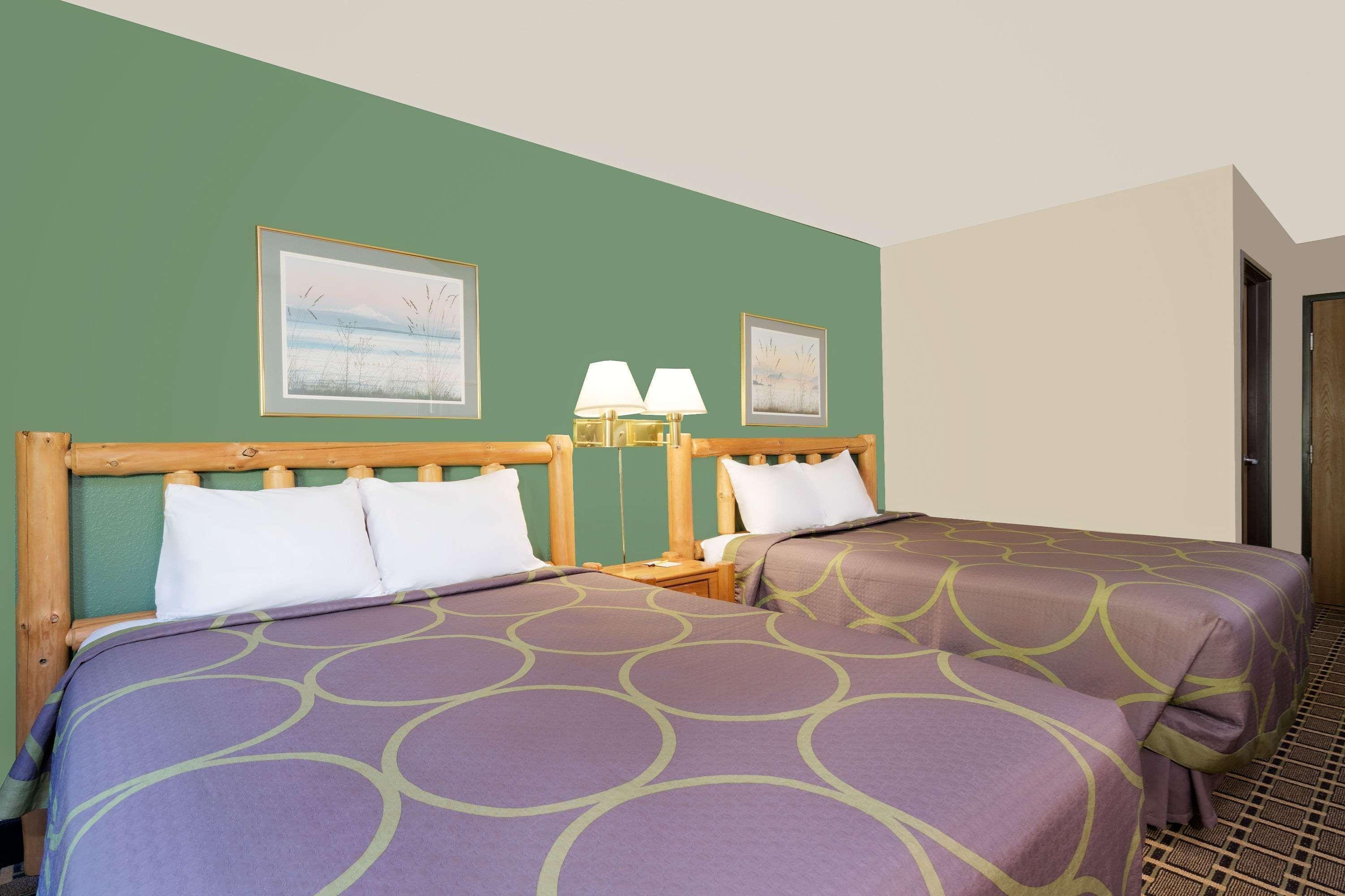 Super 8 By Wyndham Cloquet Exterior foto