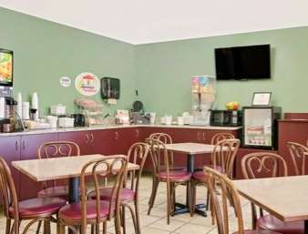 Super 8 By Wyndham Cloquet Restaurante foto